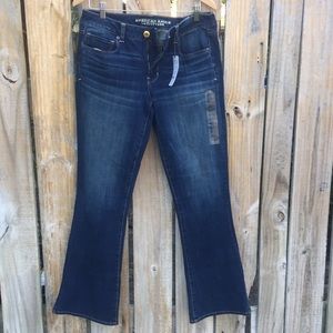 AEO Denim X4 Skinny Kick Jean NWT Sz 12 Regular